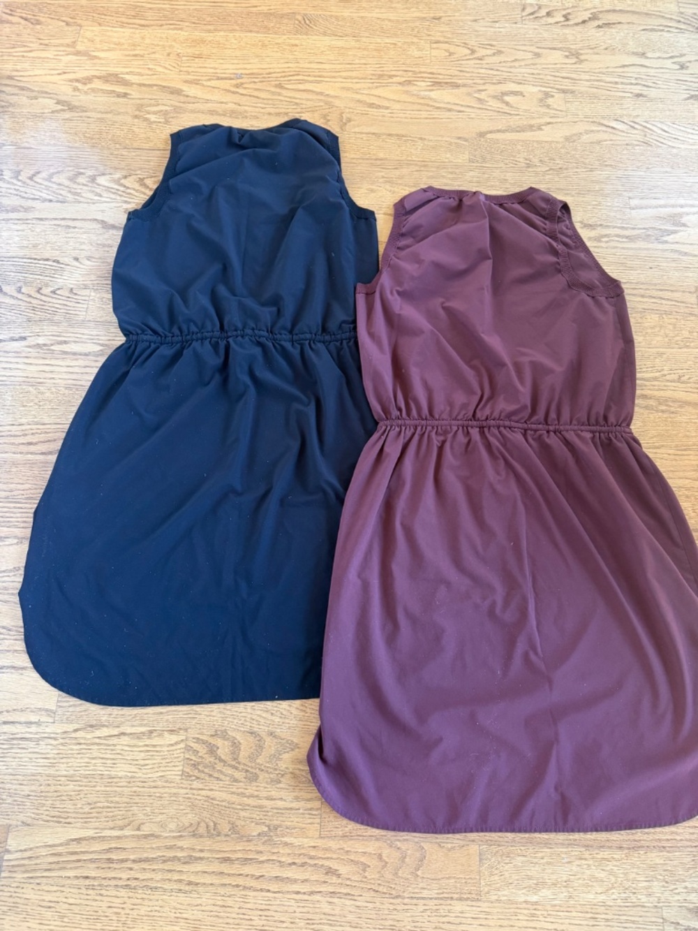 Athleta Rincon Dress Bundle M Black & Burgundy Sleeveless Athleisure Cinch Waist - Picture 8 of 8